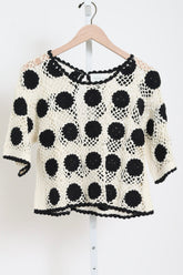 Amira Top - White / Black