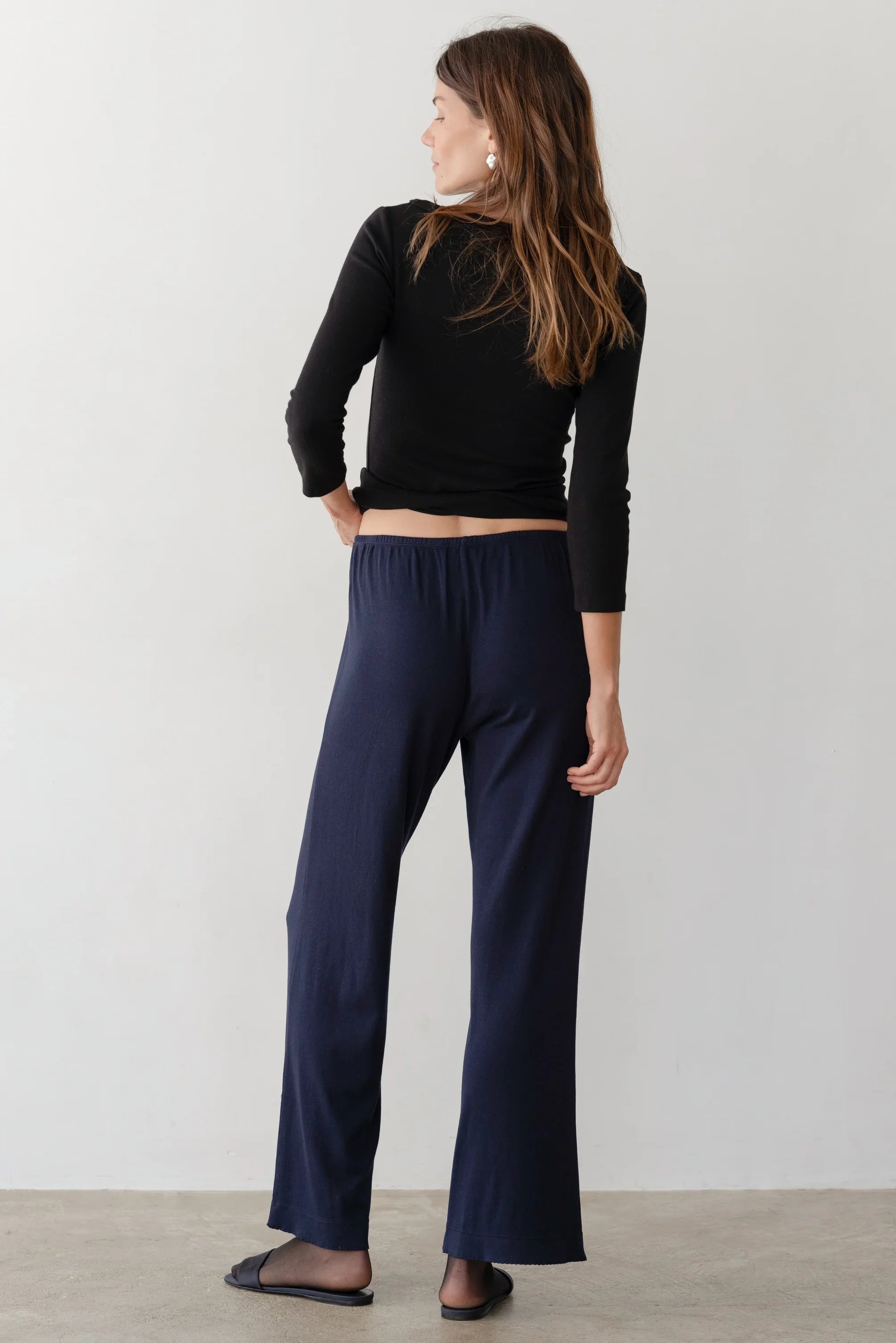 The Baby Rib Scallop Pant - Navy